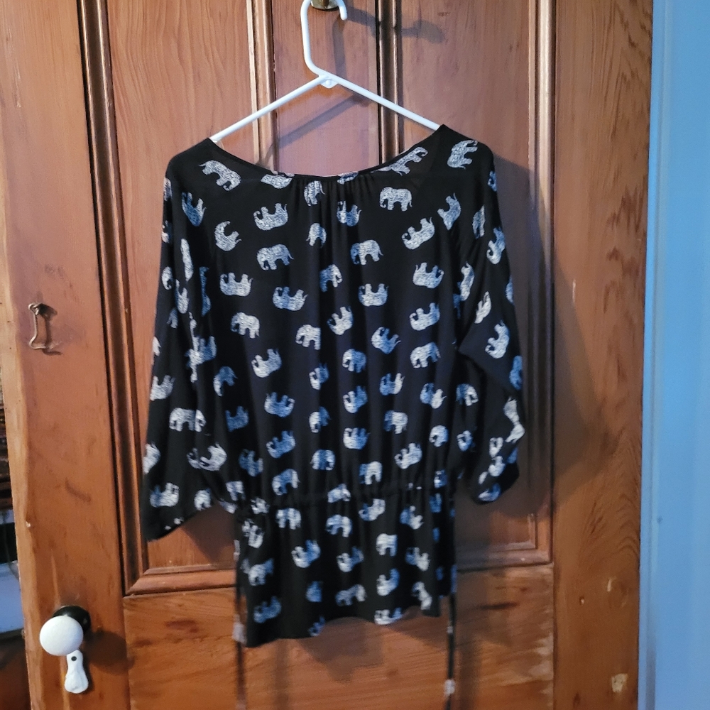 Elephant blouse from Modcloth - Picture 11 of 11